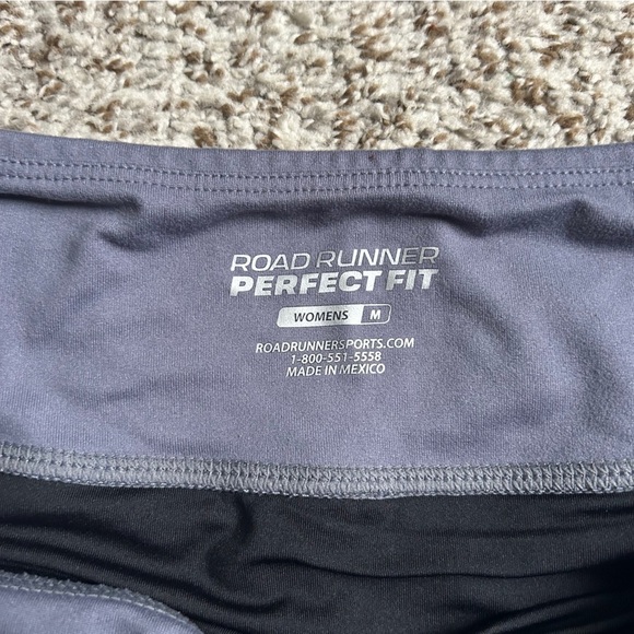 NWT Road Runner Blue Grey R-Gear Outspace 5” Short Running Workout Activewear - Picture 2 of 6